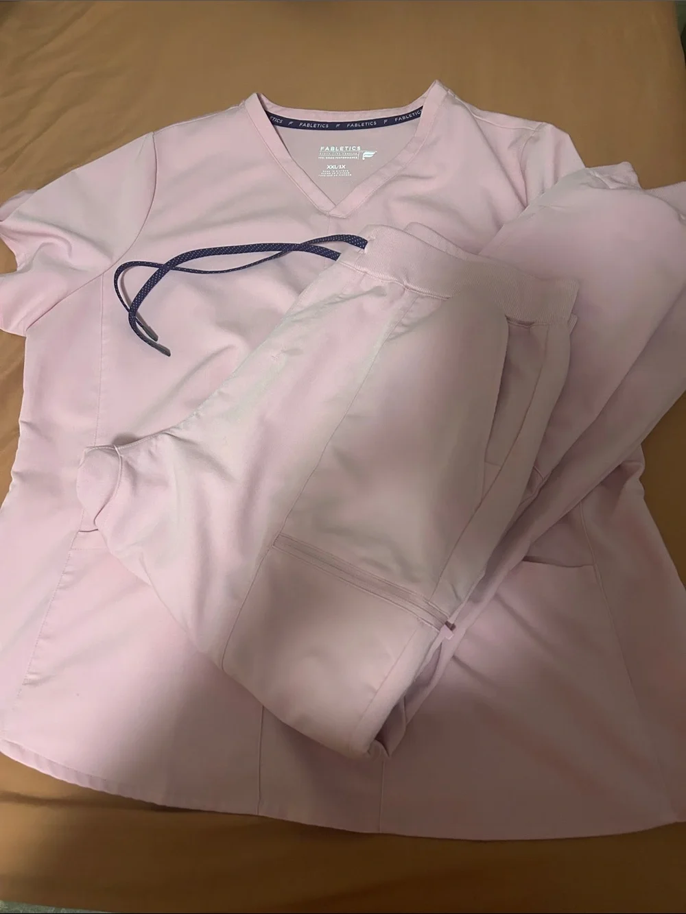 Fabletics scrubs